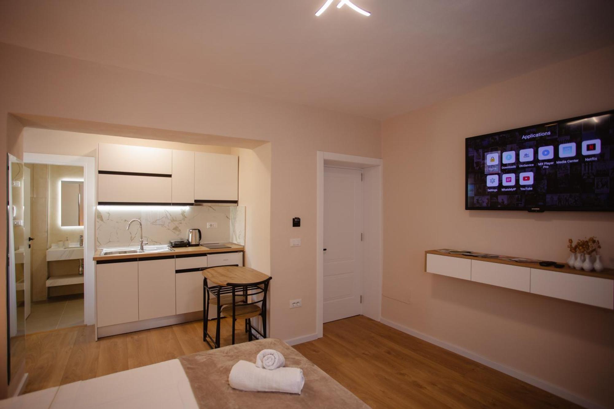 City Center Studio Apartments Shkodër Екстериор снимка