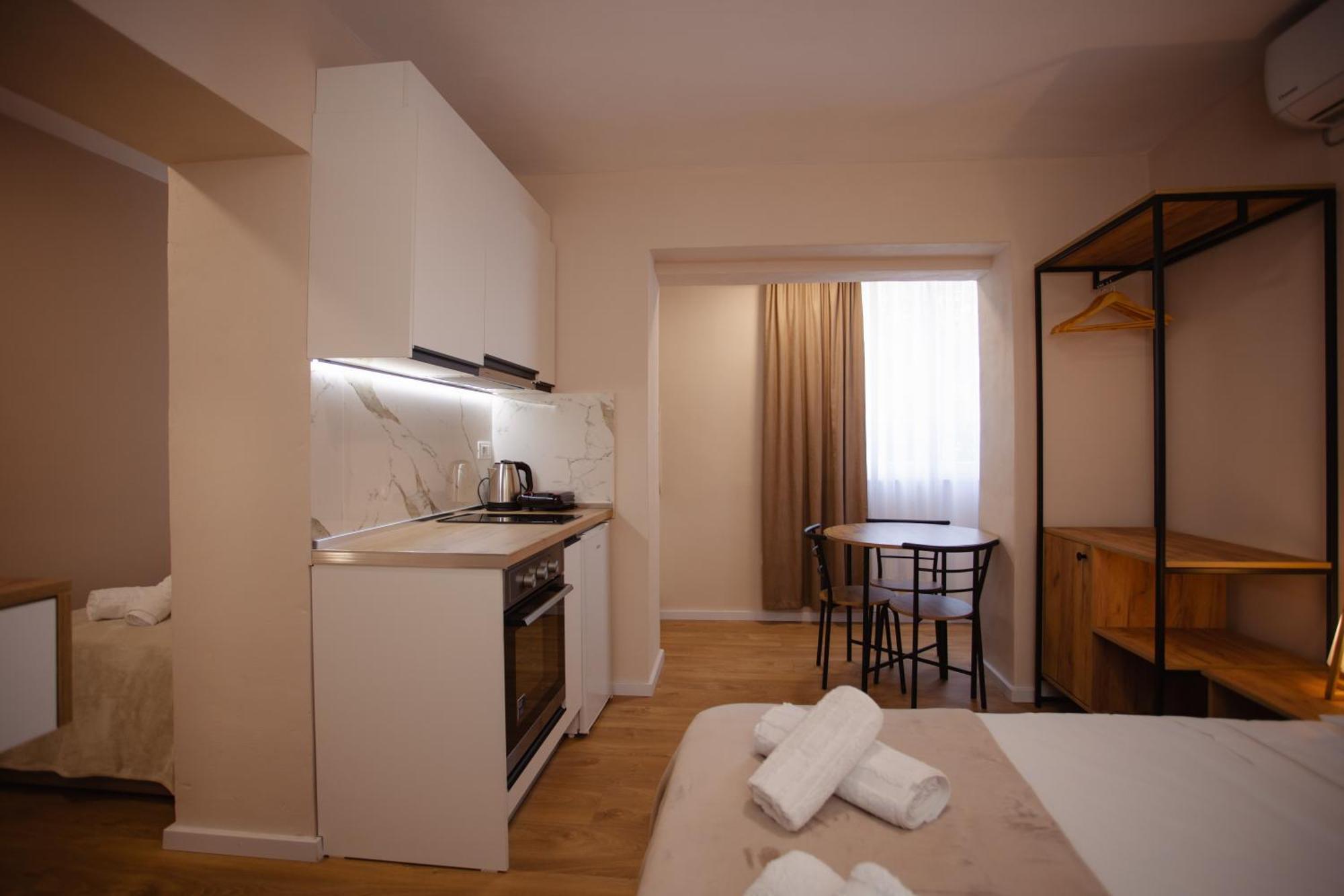City Center Studio Apartments Shkodër Екстериор снимка