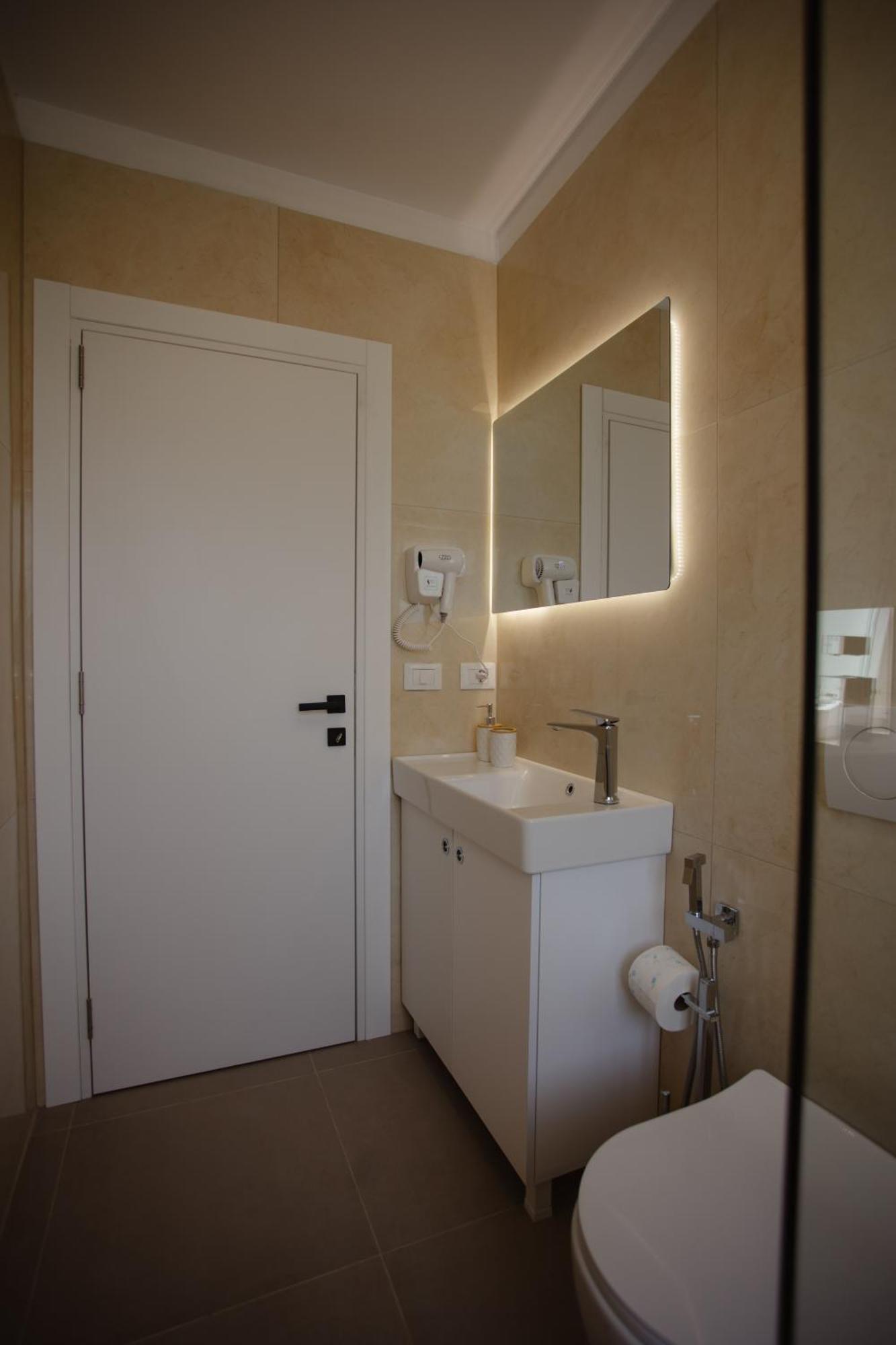 City Center Studio Apartments Shkodër Екстериор снимка