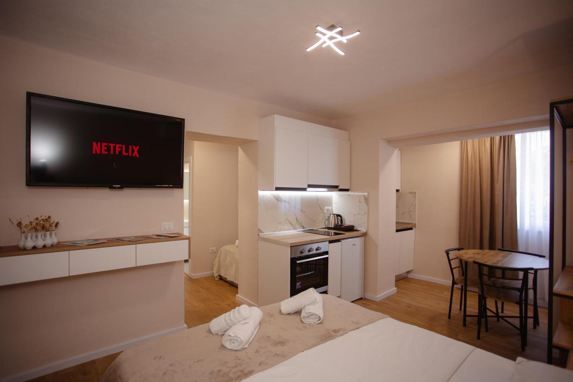 City Center Studio Apartments Shkodër Екстериор снимка