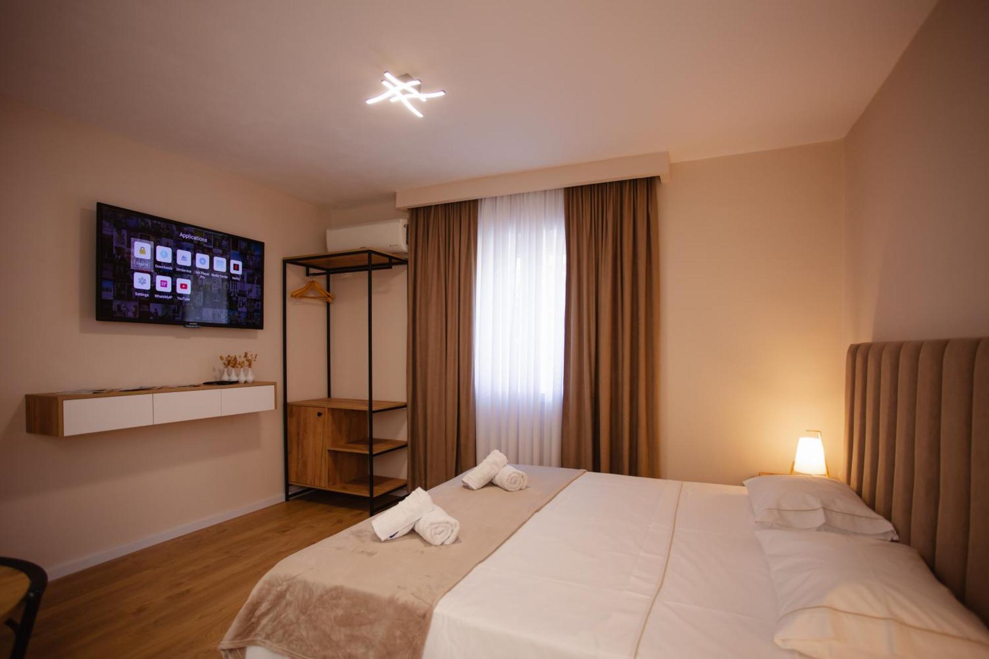 City Center Studio Apartments Shkodër Екстериор снимка