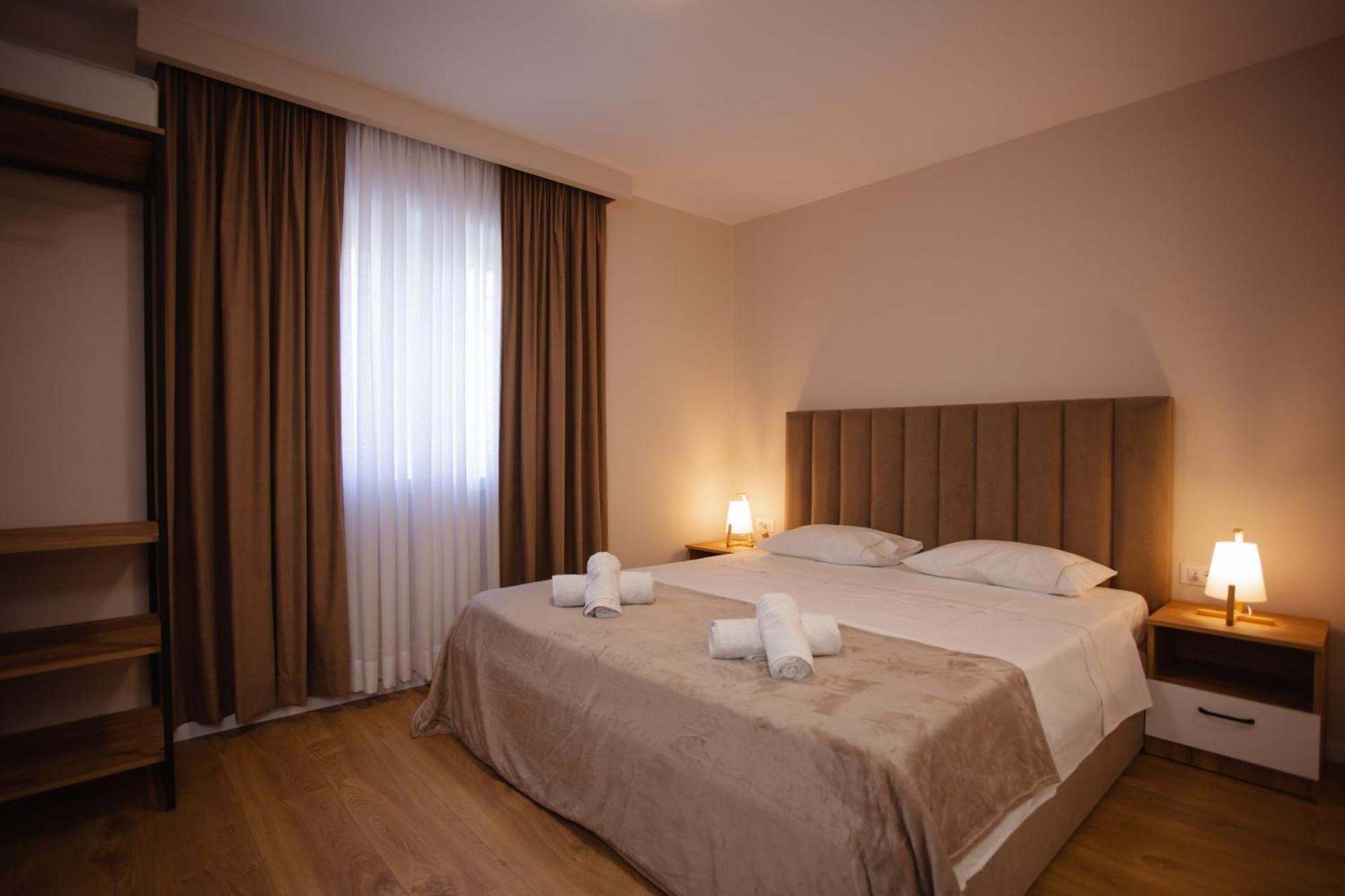 City Center Studio Apartments Shkodër Екстериор снимка
